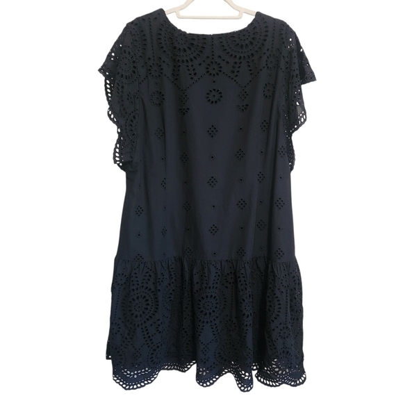 EUC CHICO'S EYELET SCALLOP HEM DRESS BLACK SZ 3.5 (18) - Picture 3 of 12